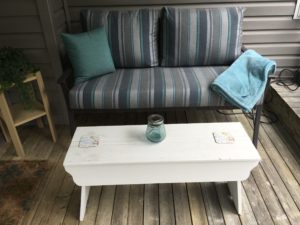 Trusted Coast Loveseat with Cast Breeze Pillow